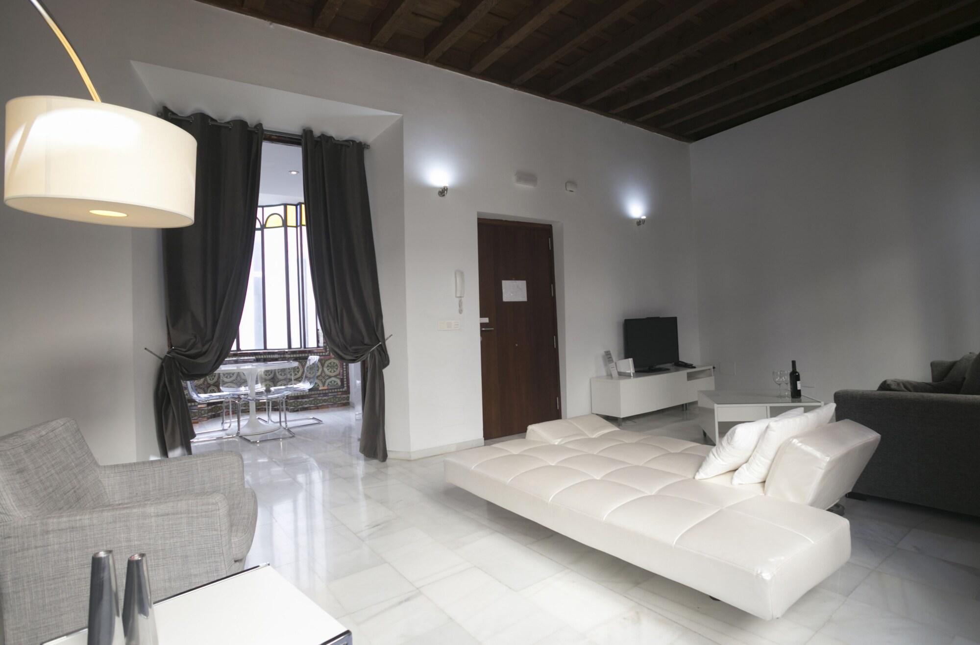Elvira Suites Granada Bagian luar foto