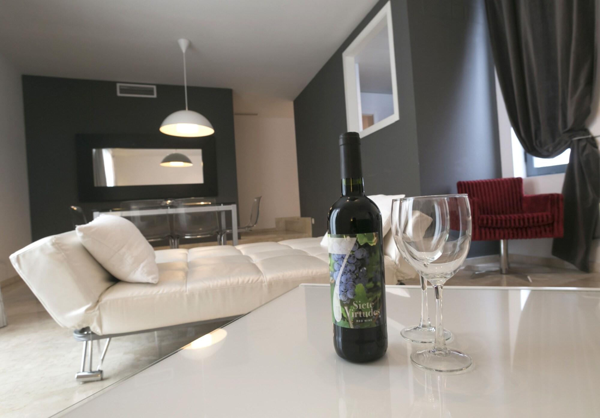 Elvira Suites Granada Bagian luar foto