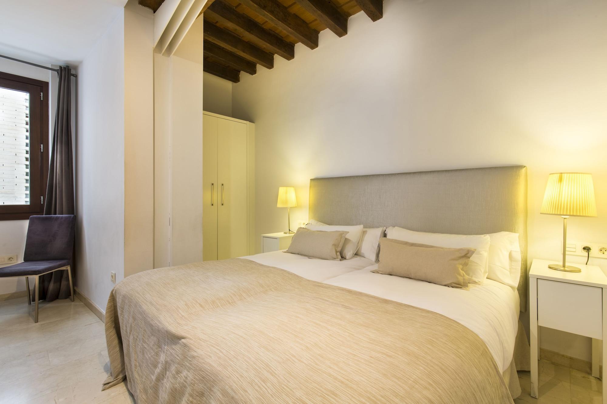 Elvira Suites Granada Bagian luar foto