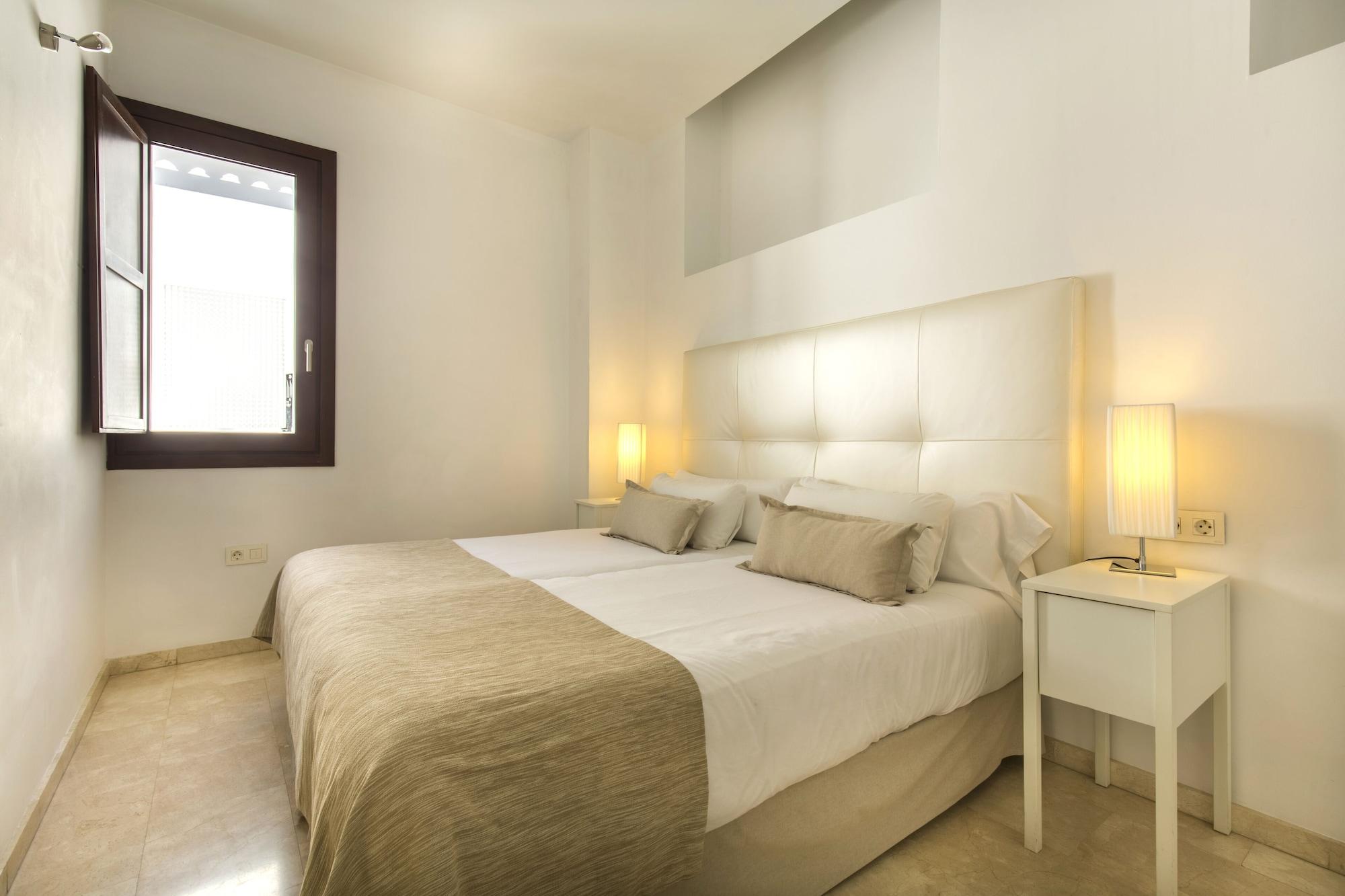 Elvira Suites Granada Bagian luar foto