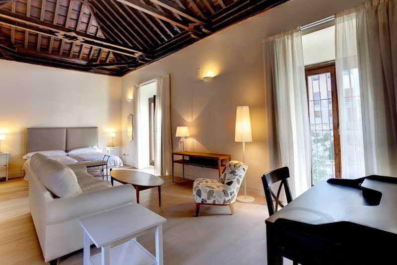 Elvira Suites Granada Bagian luar foto