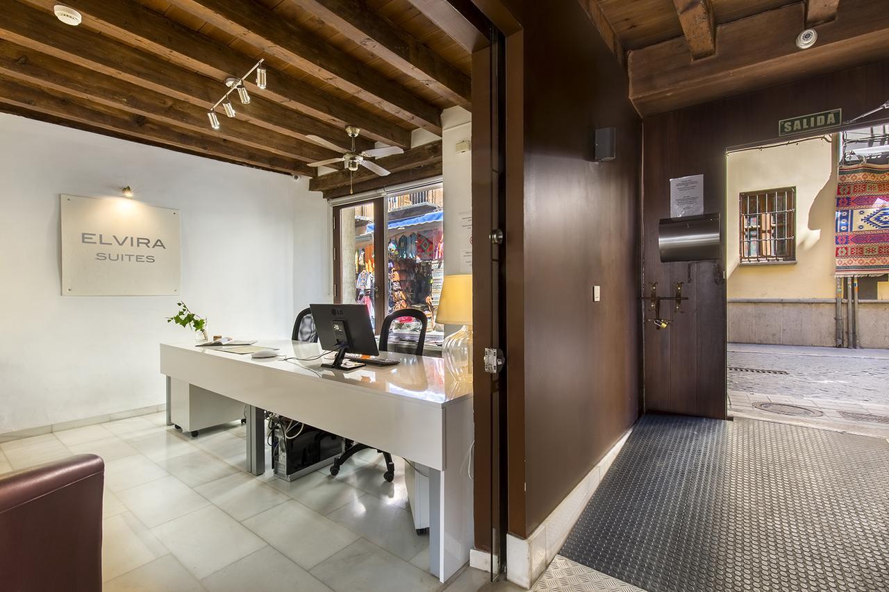 Elvira Suites Granada Bagian luar foto