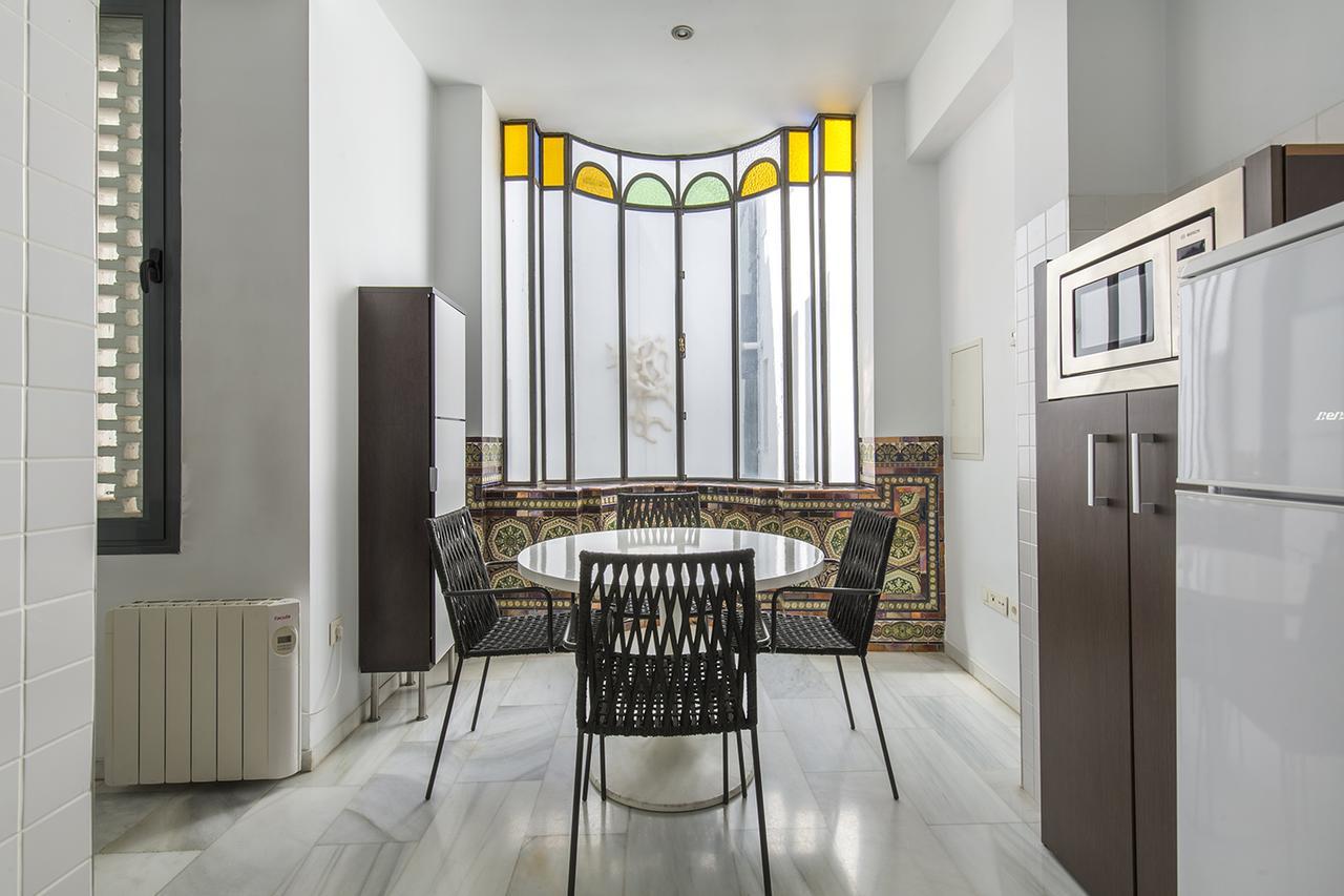 Elvira Suites Granada Bagian luar foto